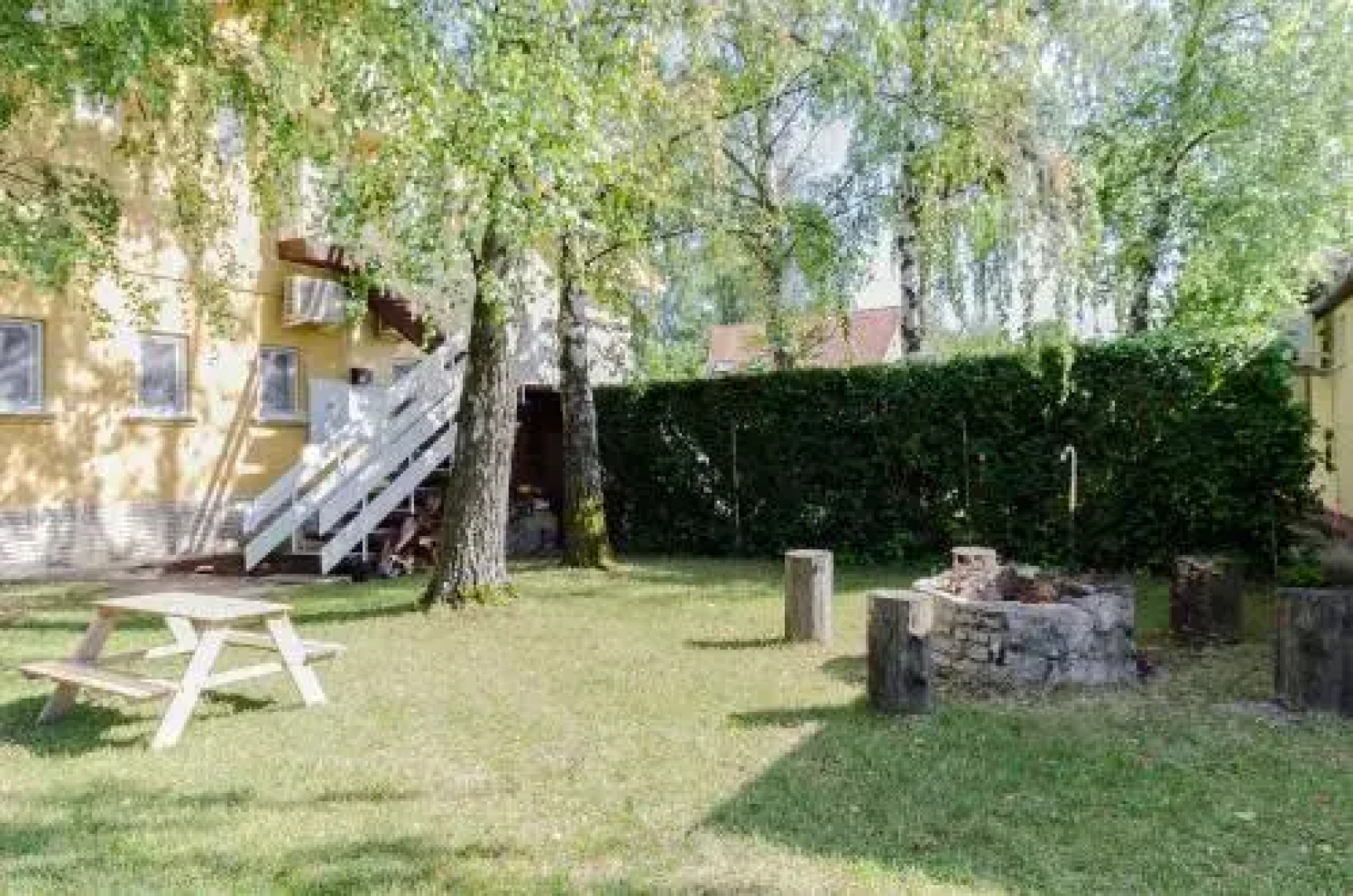 Kenese Gyöngye Apartmanház