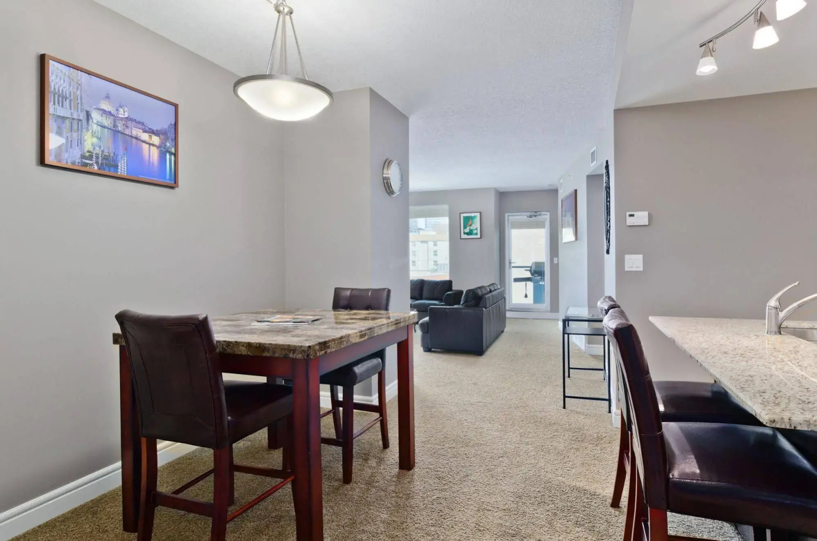 Executive Suites by Roseman - Five West
