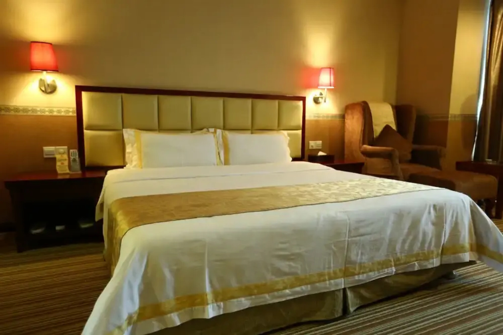 Foshan Friendly Holiday Hotel