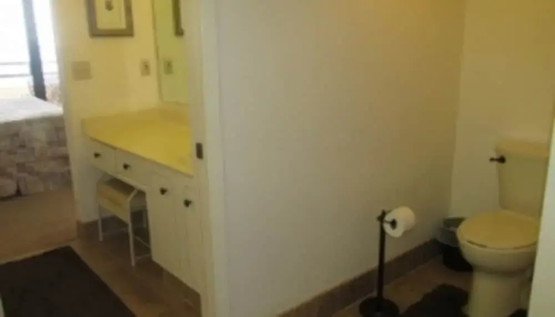 2 BR 2 BA - Seychelles 1405