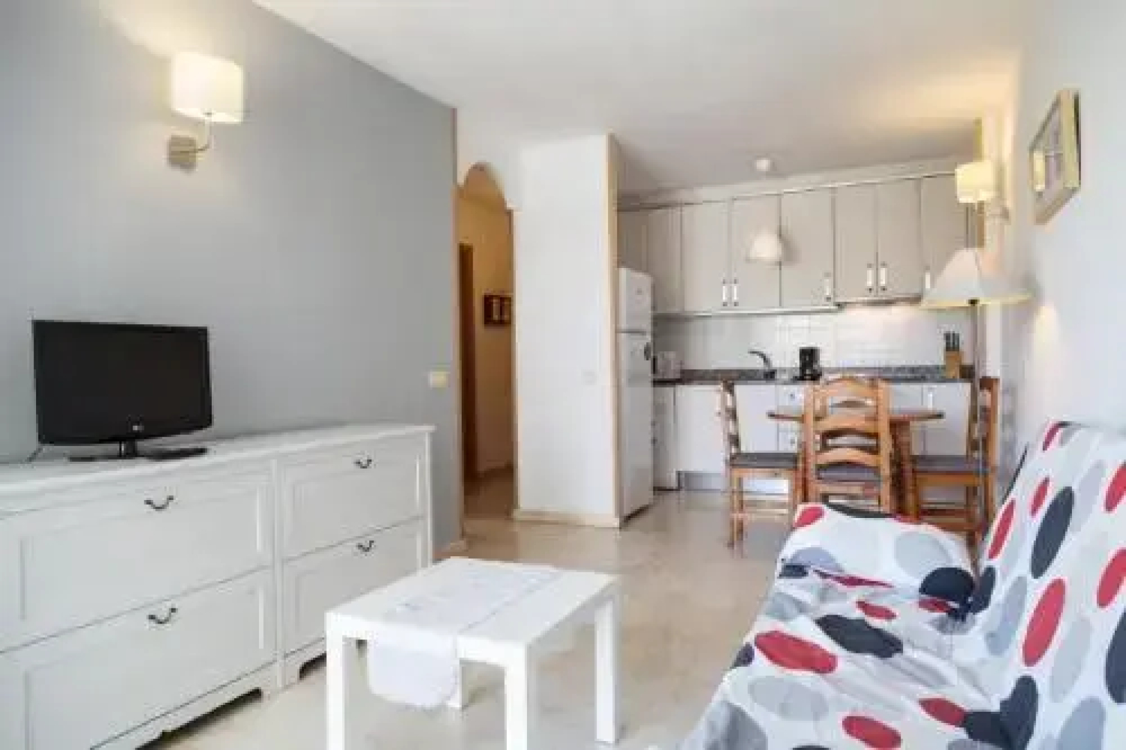 Apartment UHC Aquamarina