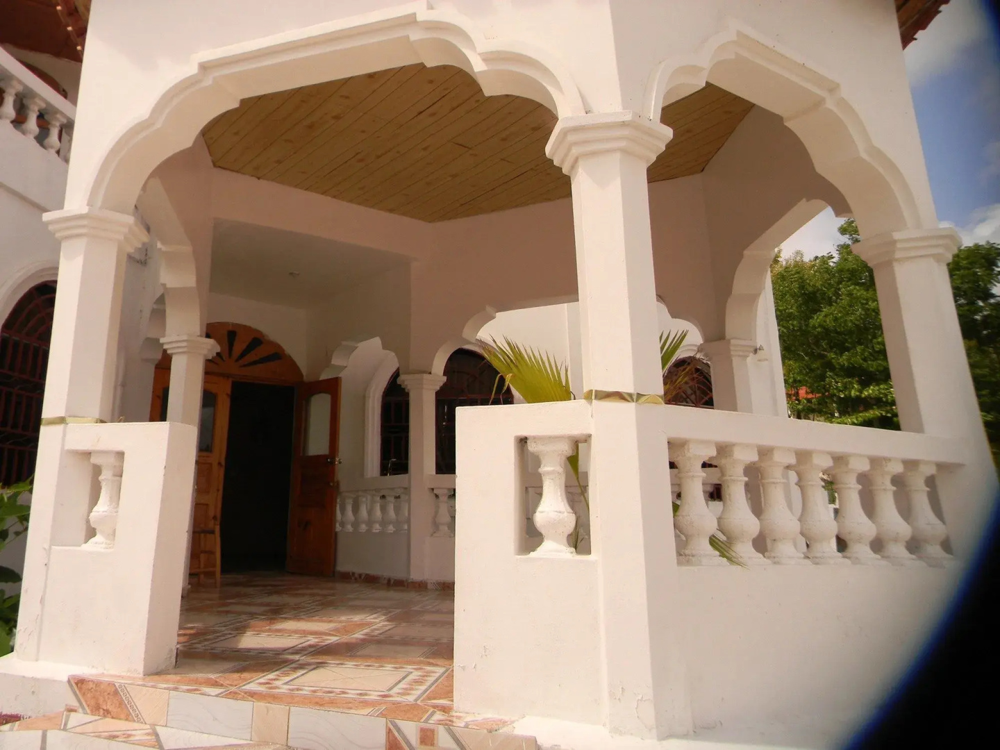 Hotel De La Decouverte