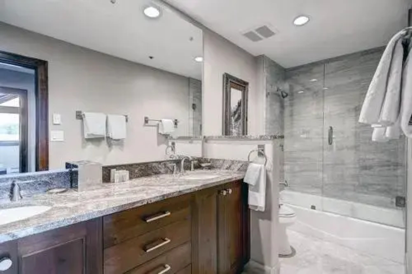 Beaver Creek Borders 213L