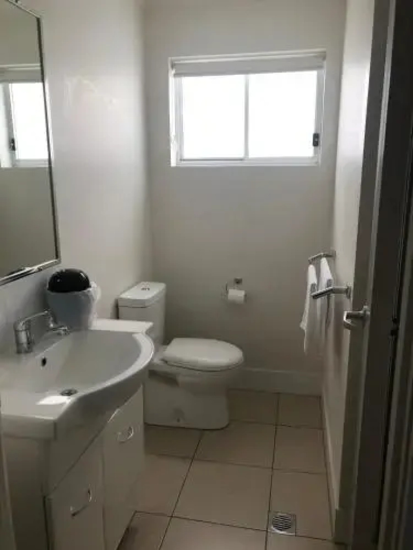 Brisbane Valley Tavern Apartments