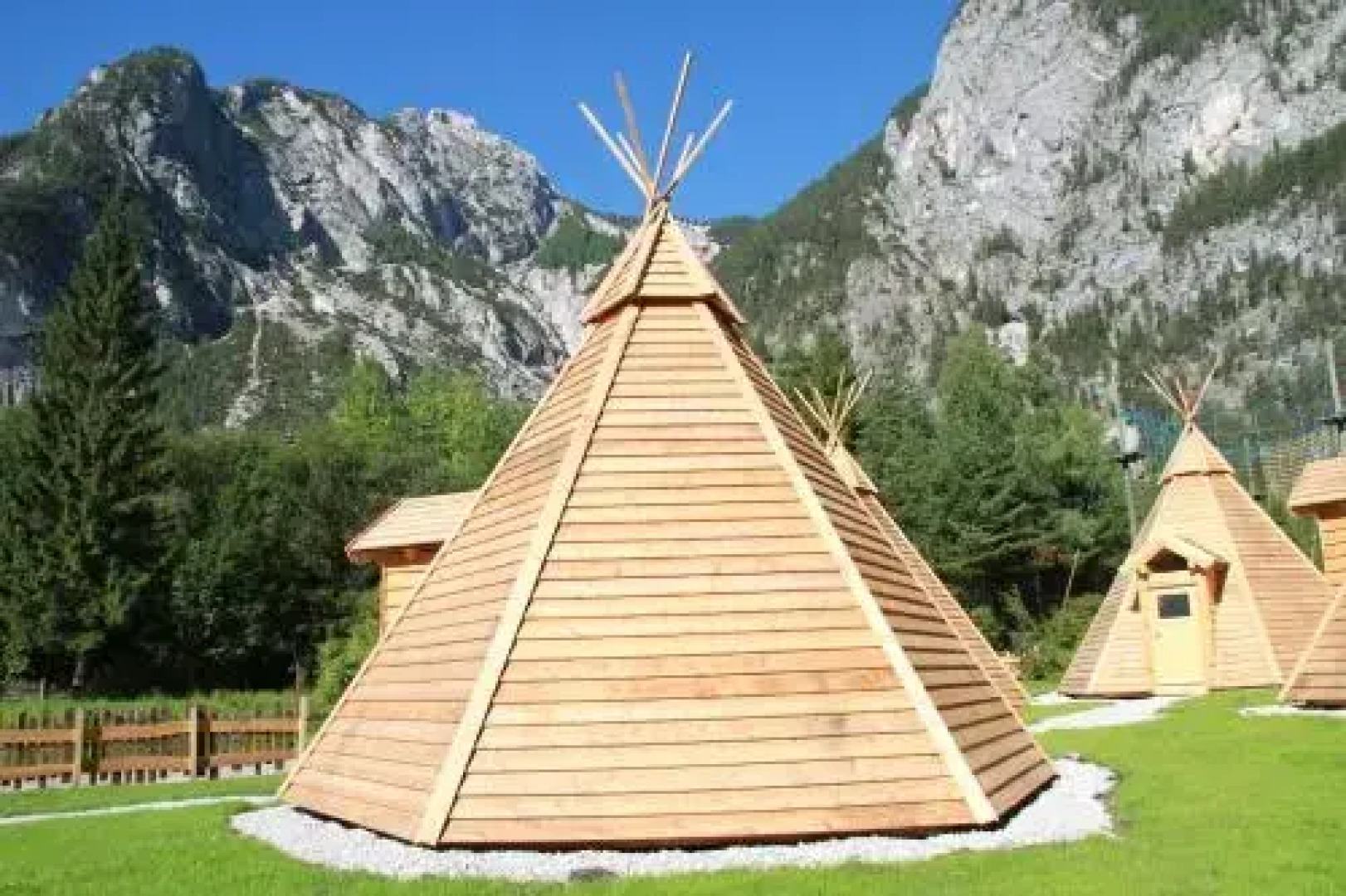 Tipi Dorf Gröbming