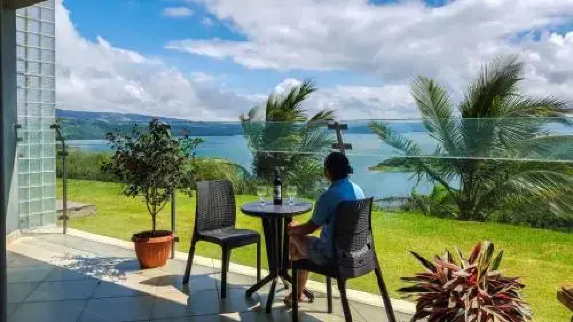 Lake Arenal Condos