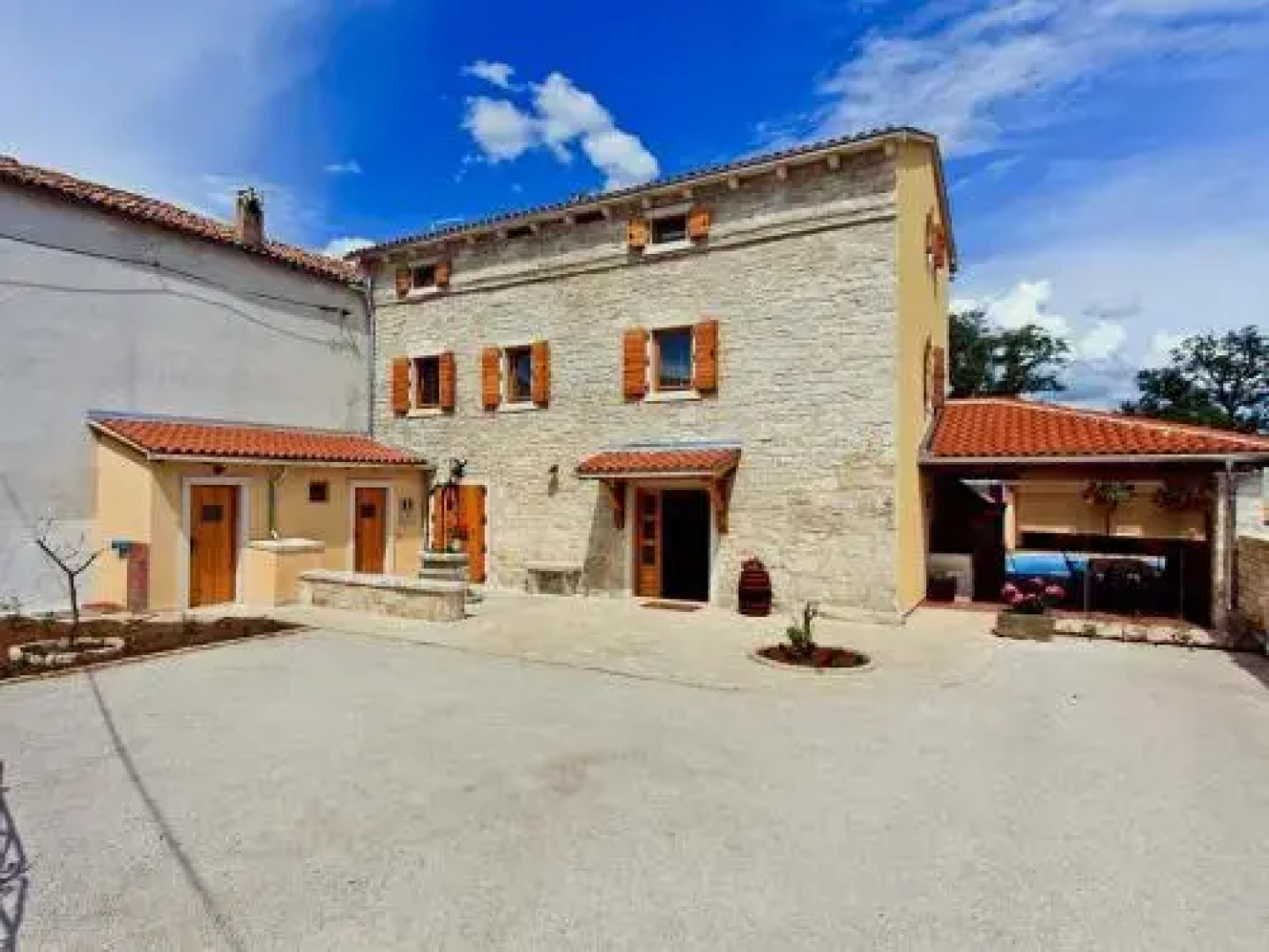 Holiday Home Peresiji 81