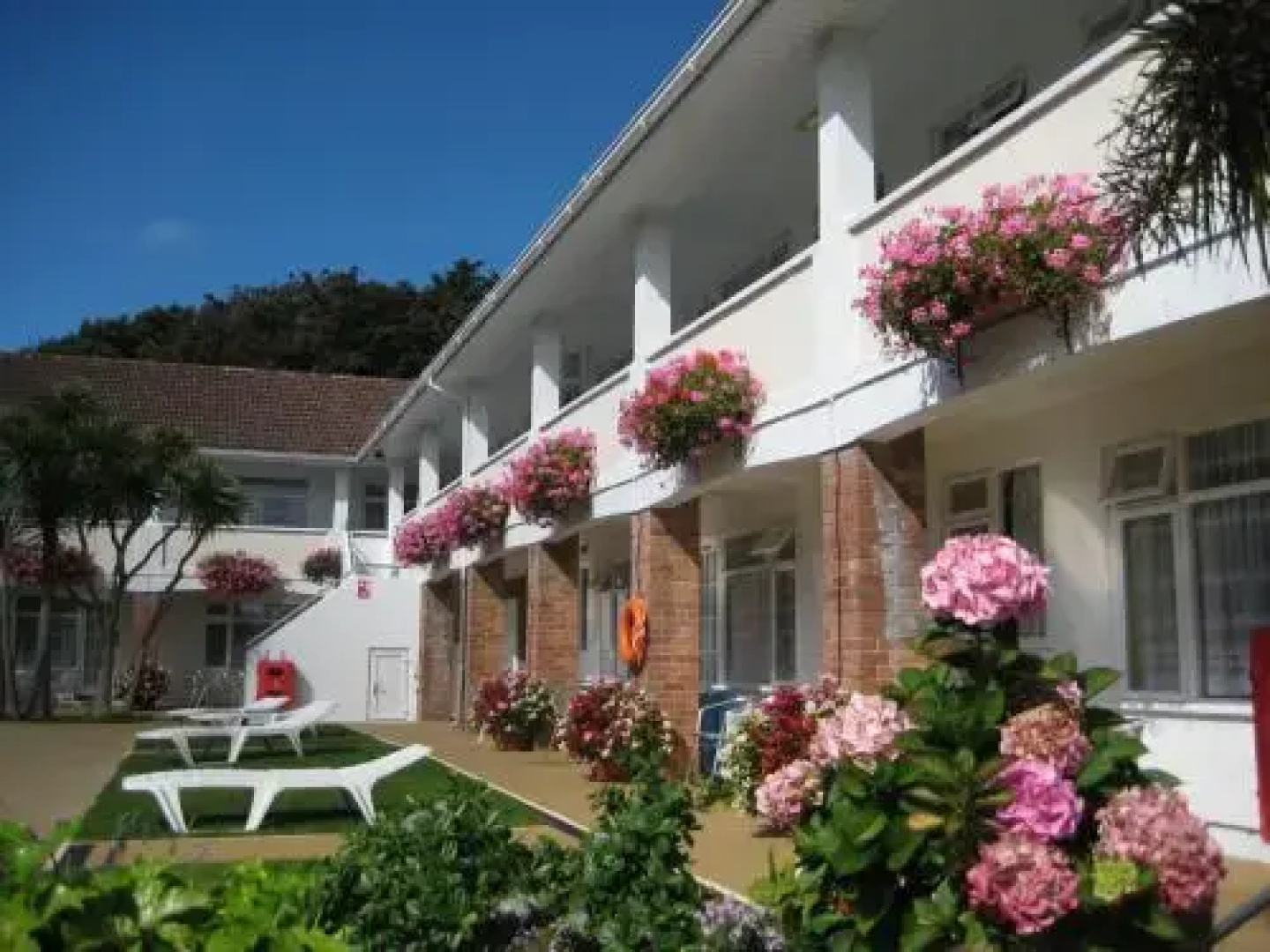 Del Mar Court