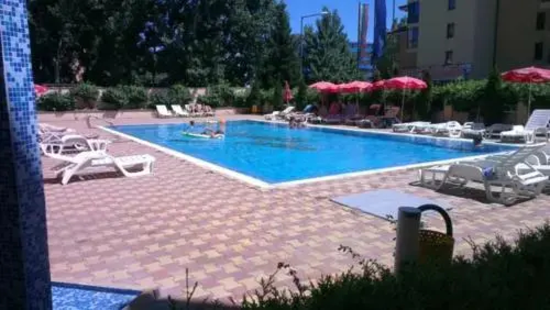 VP Kamelia Garden Studios