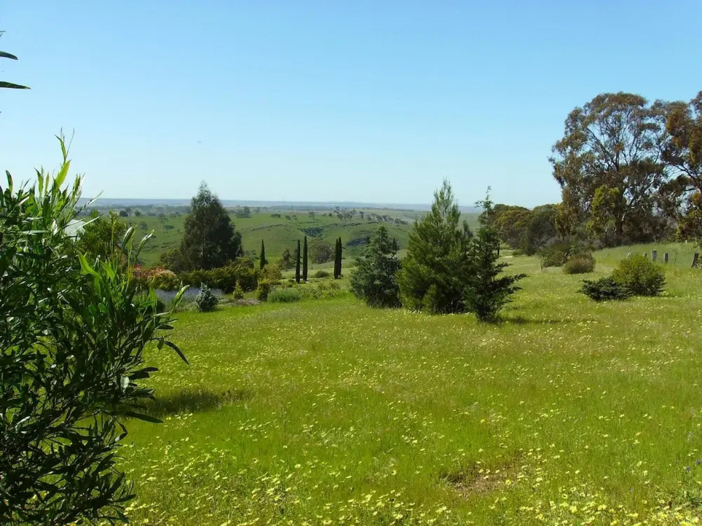 The Jonathan Art Centre