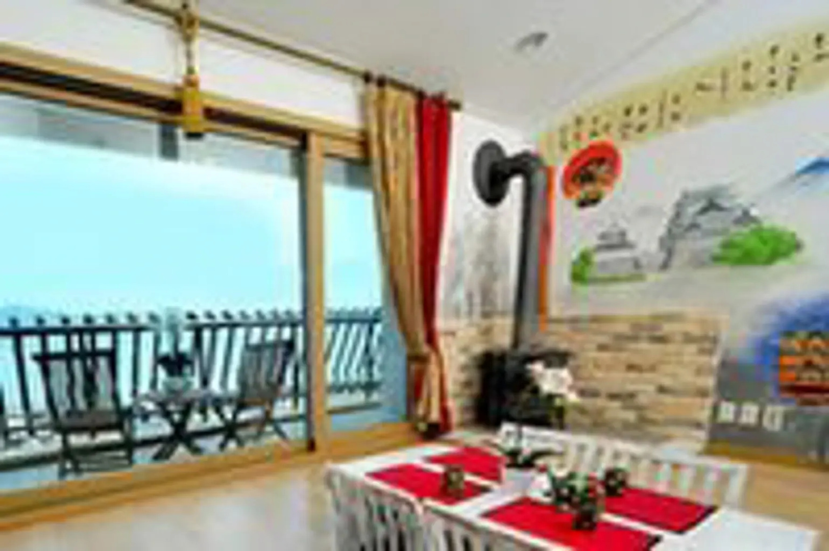 Taean (Anmyeondo) Before Sunset Pension