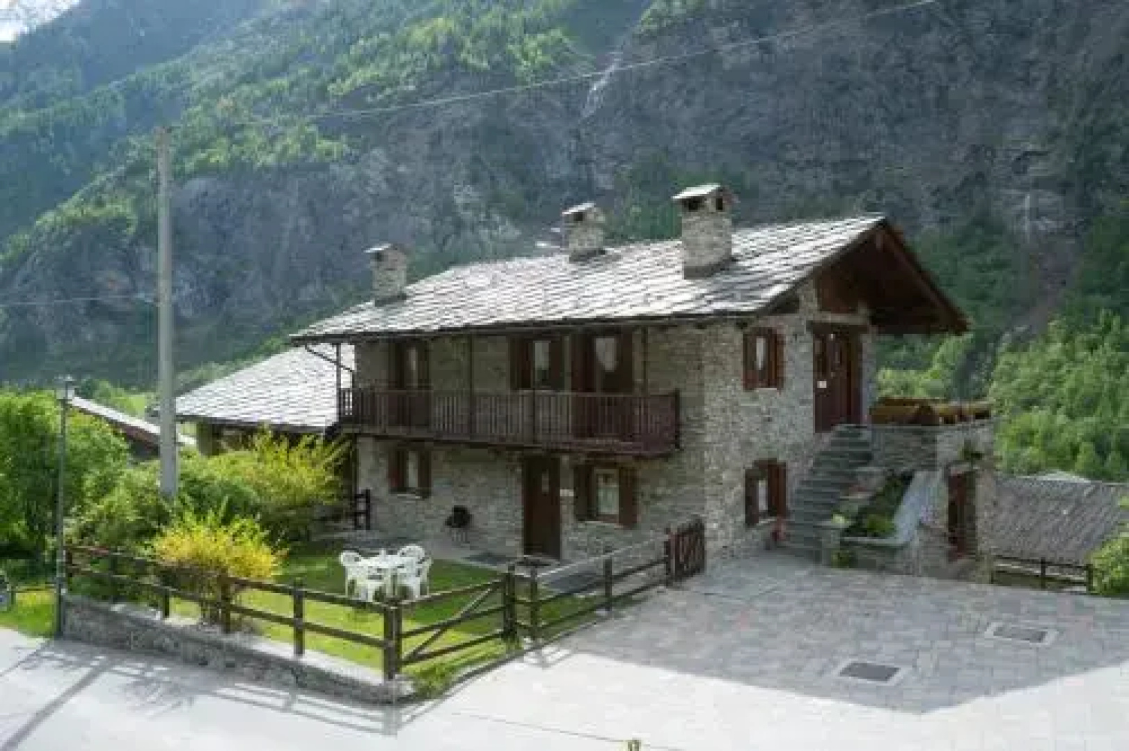 Case Gran Paradiso Rhemes Saint Georges