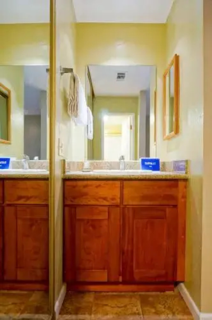 Lake Village 221