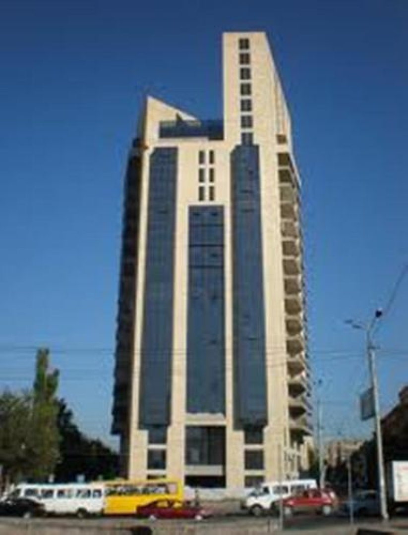 ARMT Penthouse near Republic Square