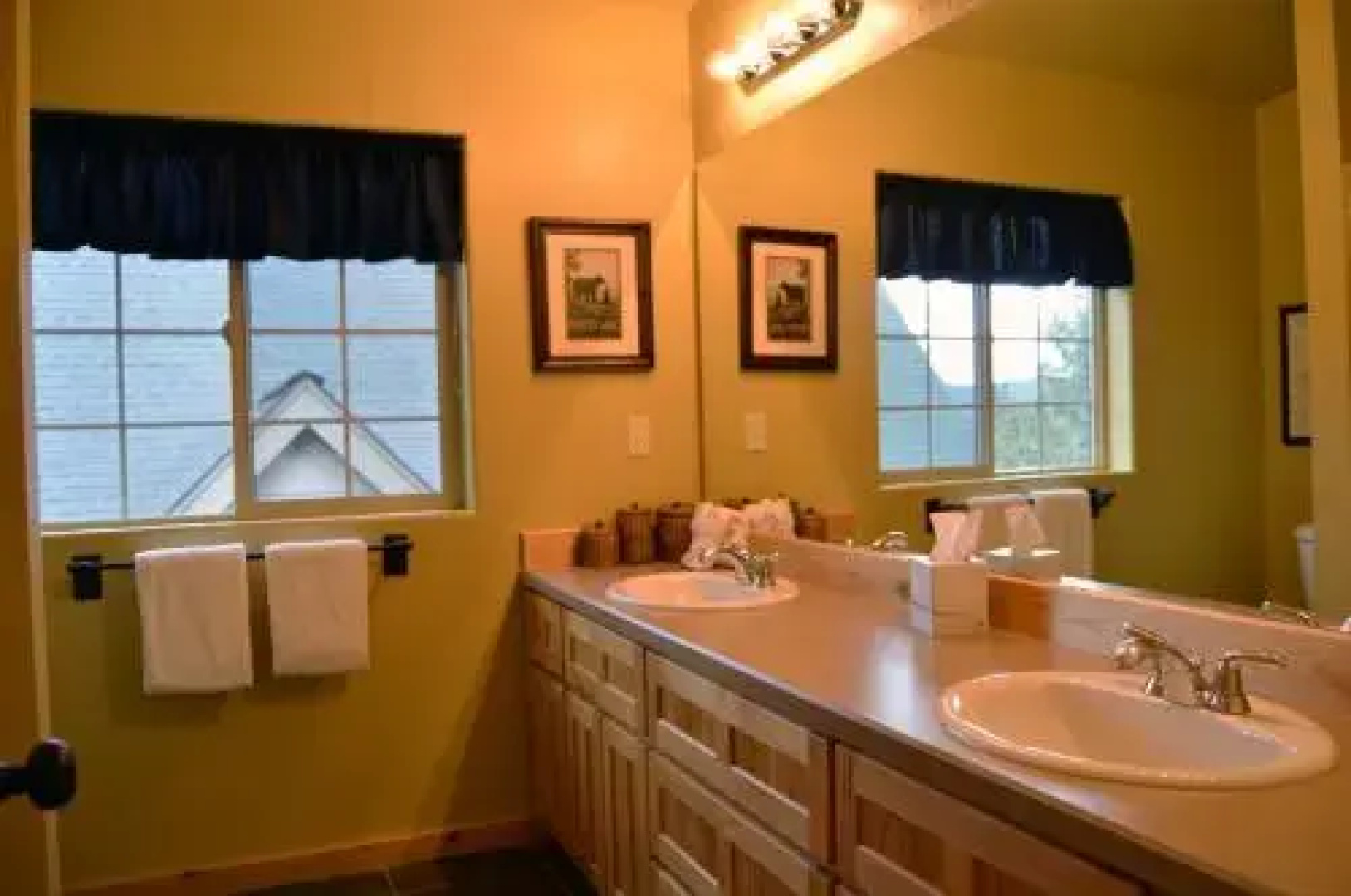 Running Y Vacation Rentals