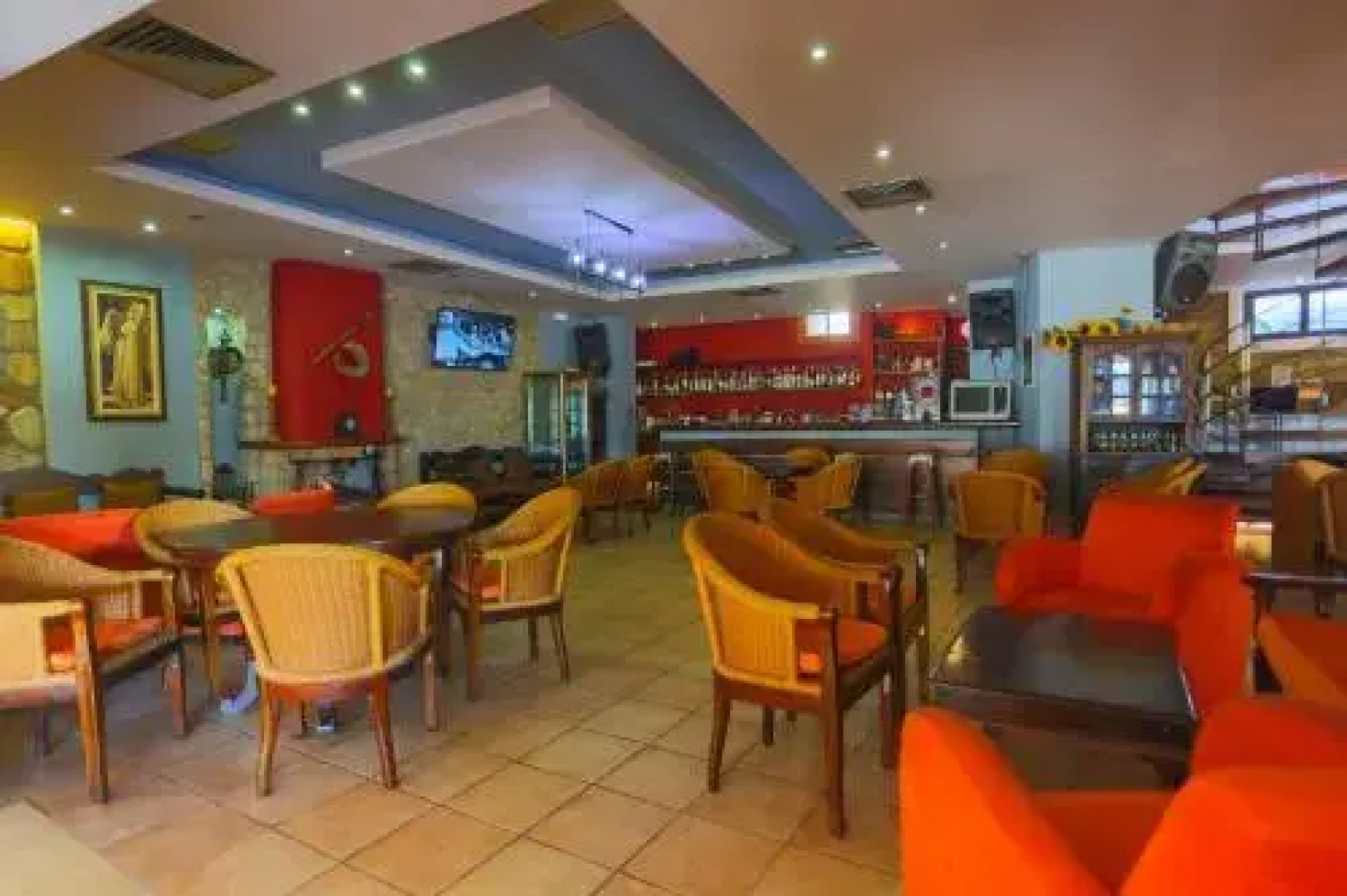 Replay Apartments
