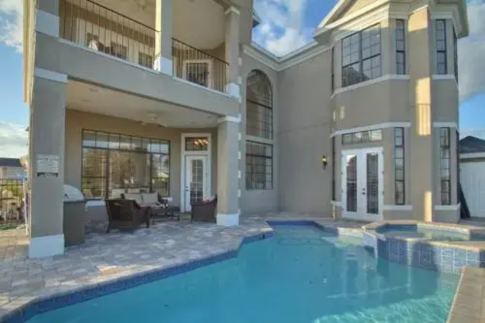 Villa W069 Lovely Spacious Pool Deck