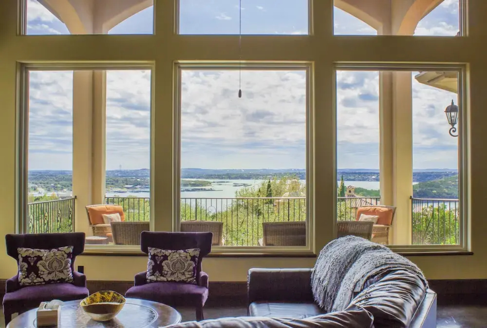 4BR 3 5BA Lake View Resort at the Hollows by RedAwning