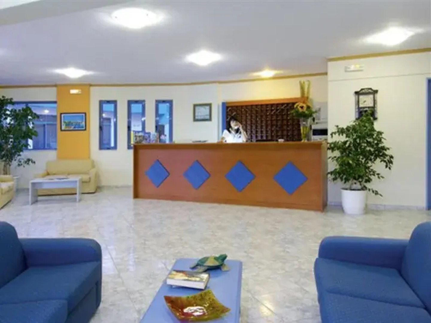 Alkion Plaza Park Village