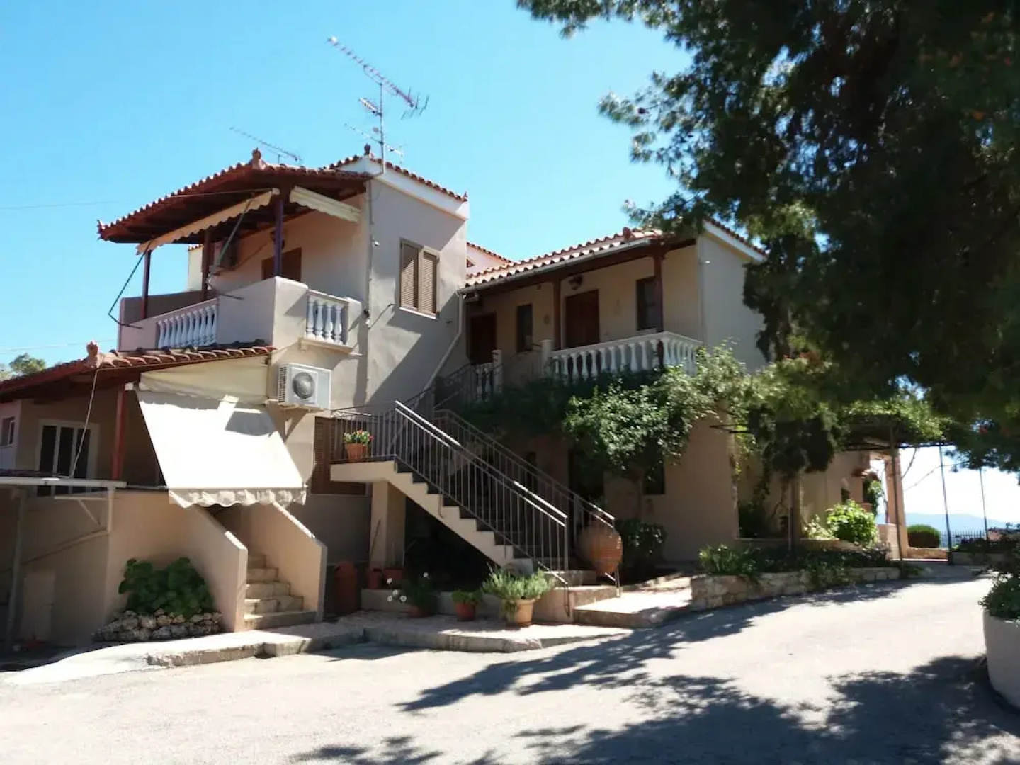Studios Kalithea