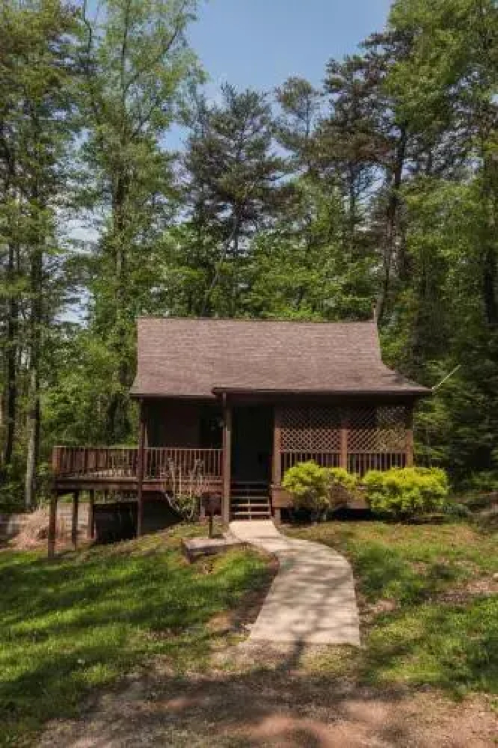 Laurelwood - Hocking Hills