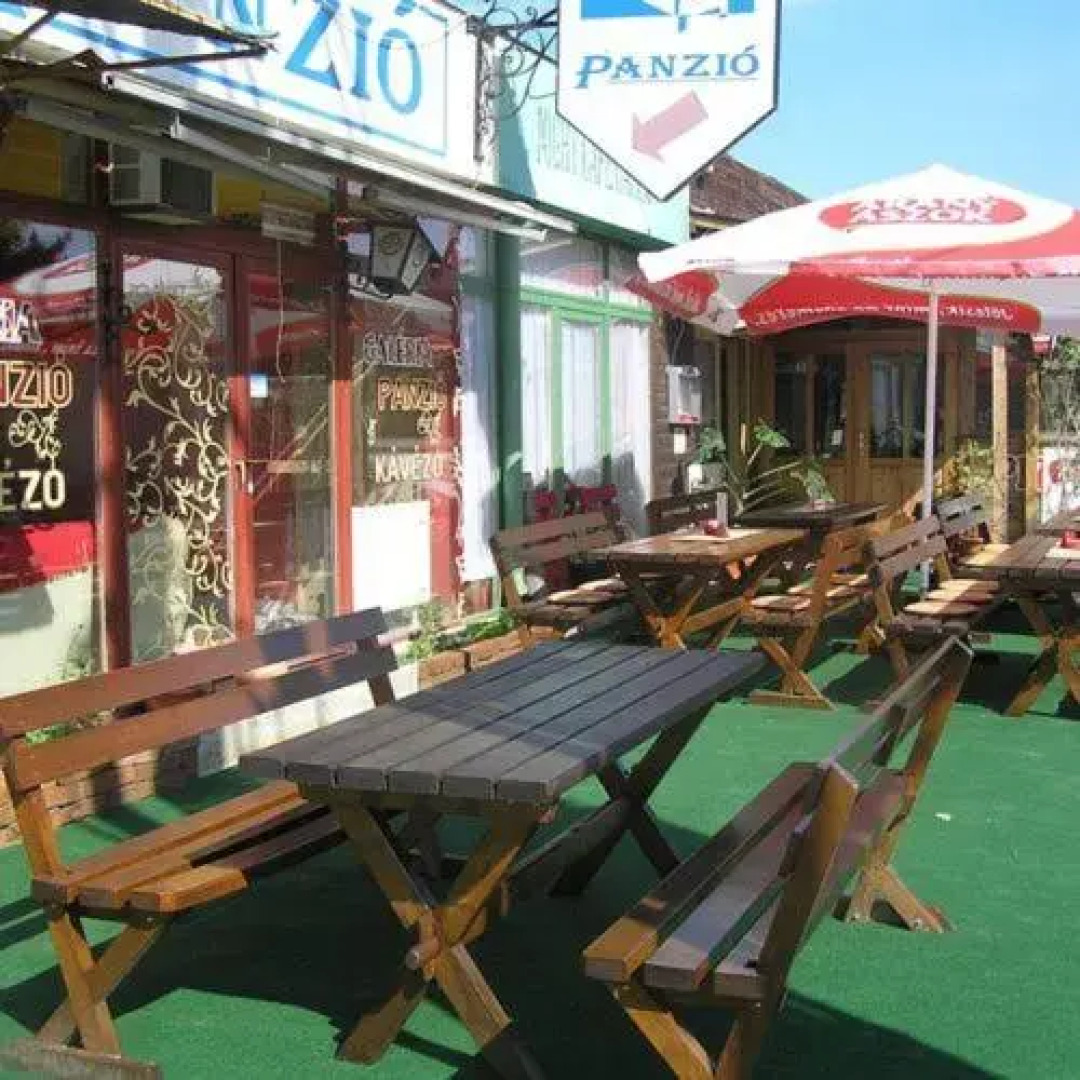 M7 Galéria Panzió