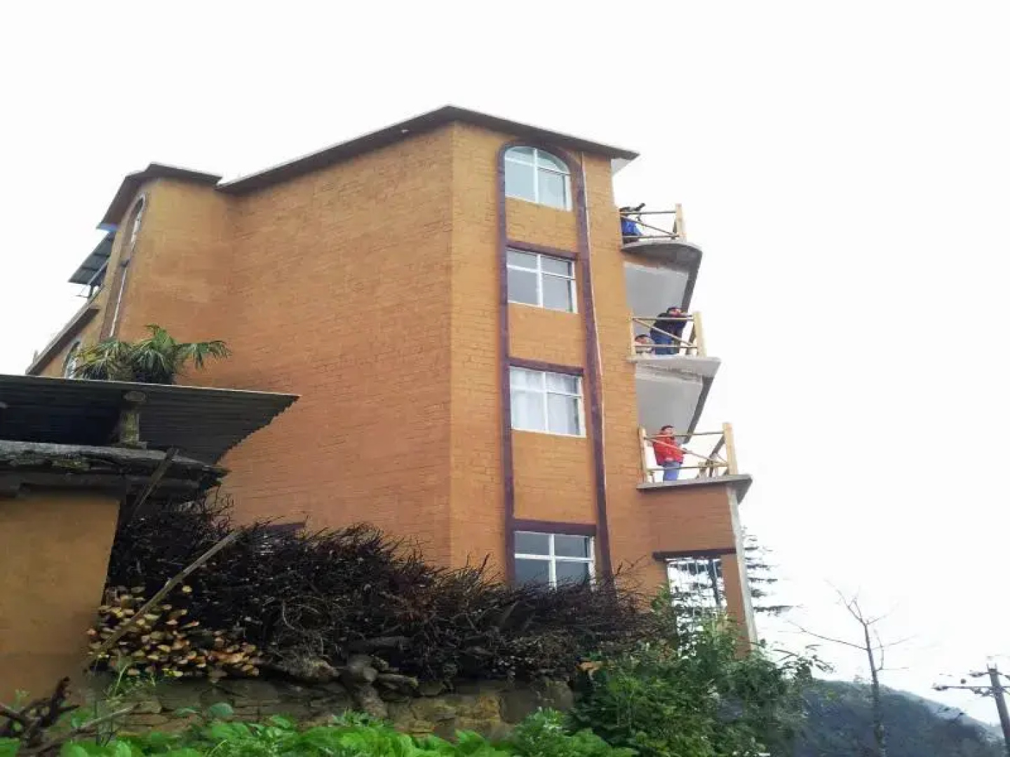 Cliff House Yuanyang