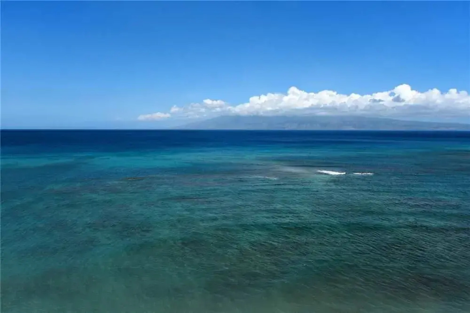 Valley Isle 609 by RedAwning