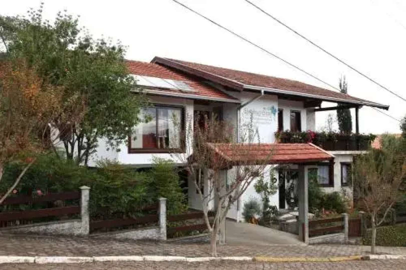 Hospedaria Gãstehaus Enzian