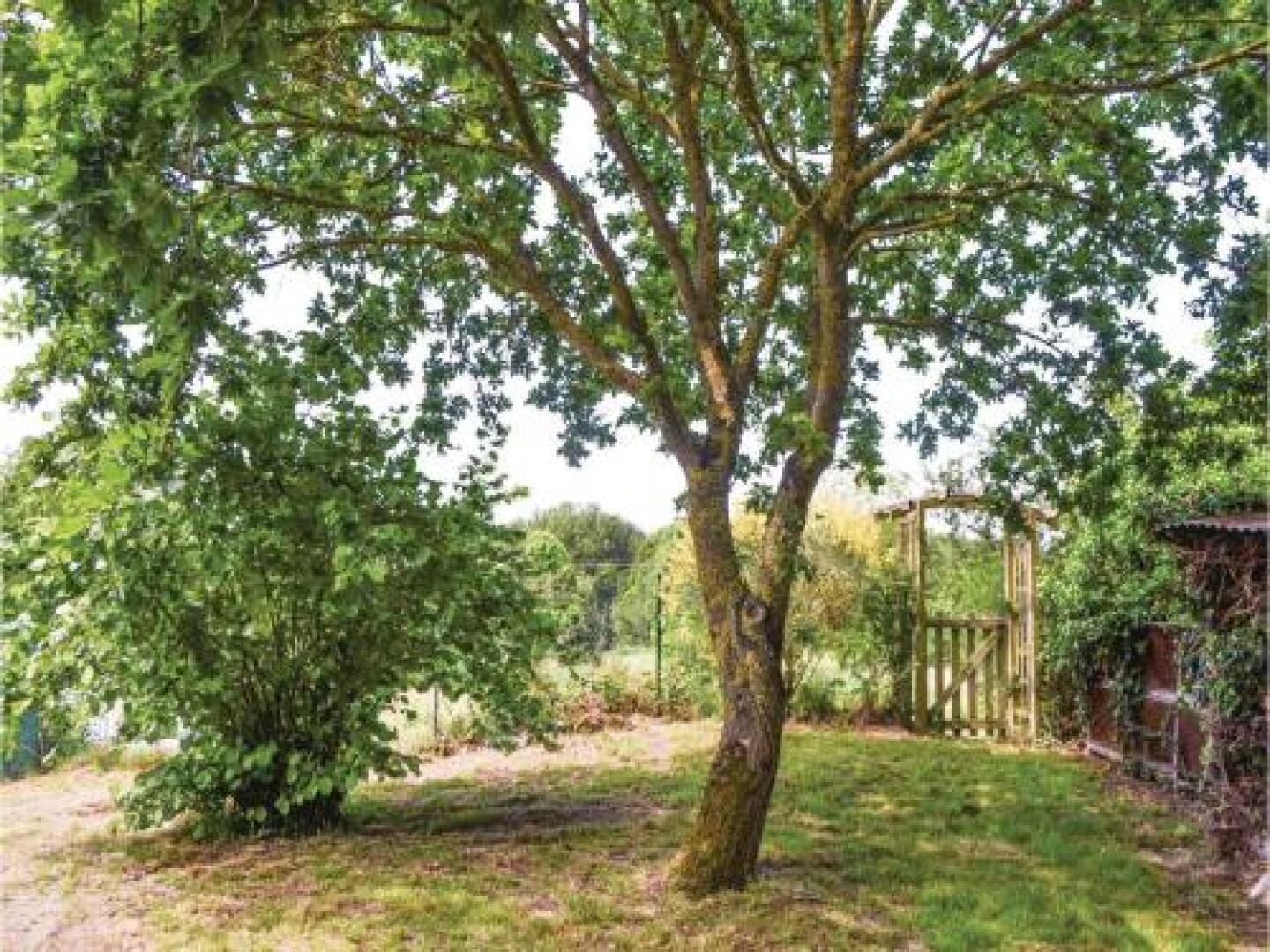 Holiday home Jugon les Lacs N-681