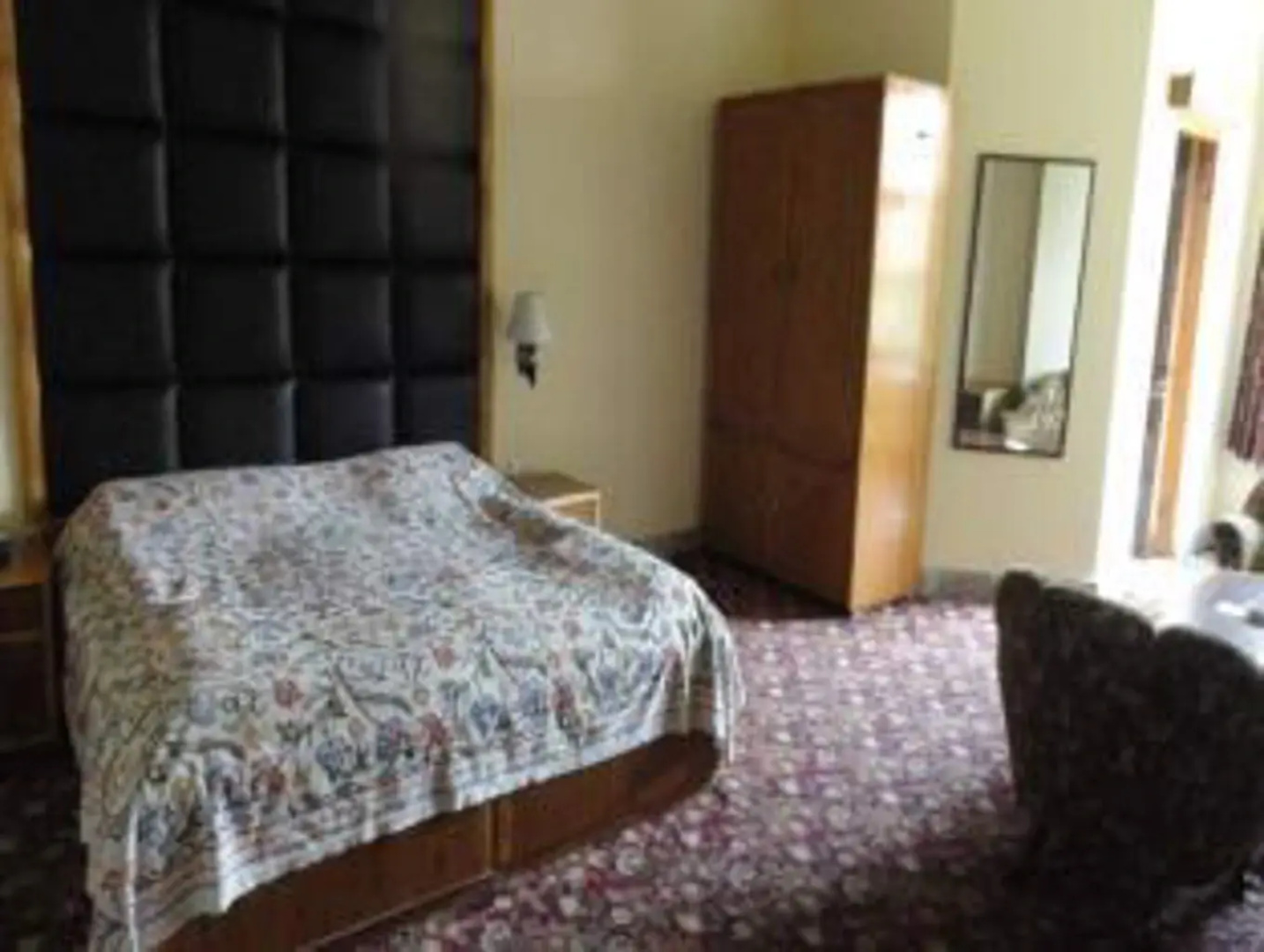 Green Acre Hotel