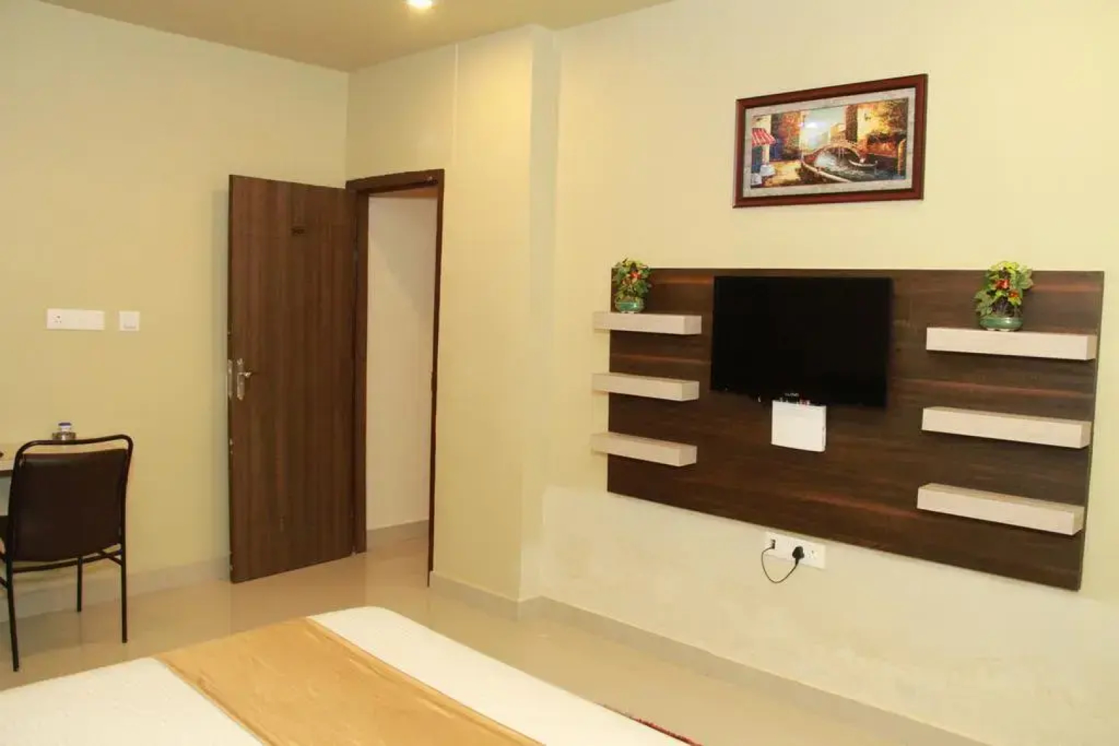 New Raj Residency