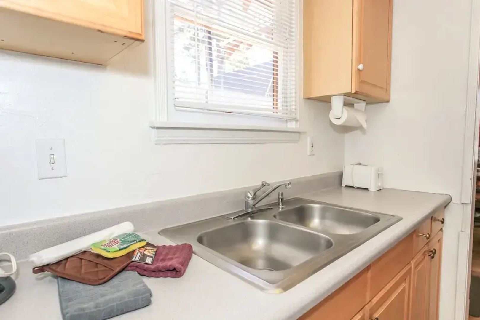 A Honeymooners Hideaway by Big Bear Cool Cabins