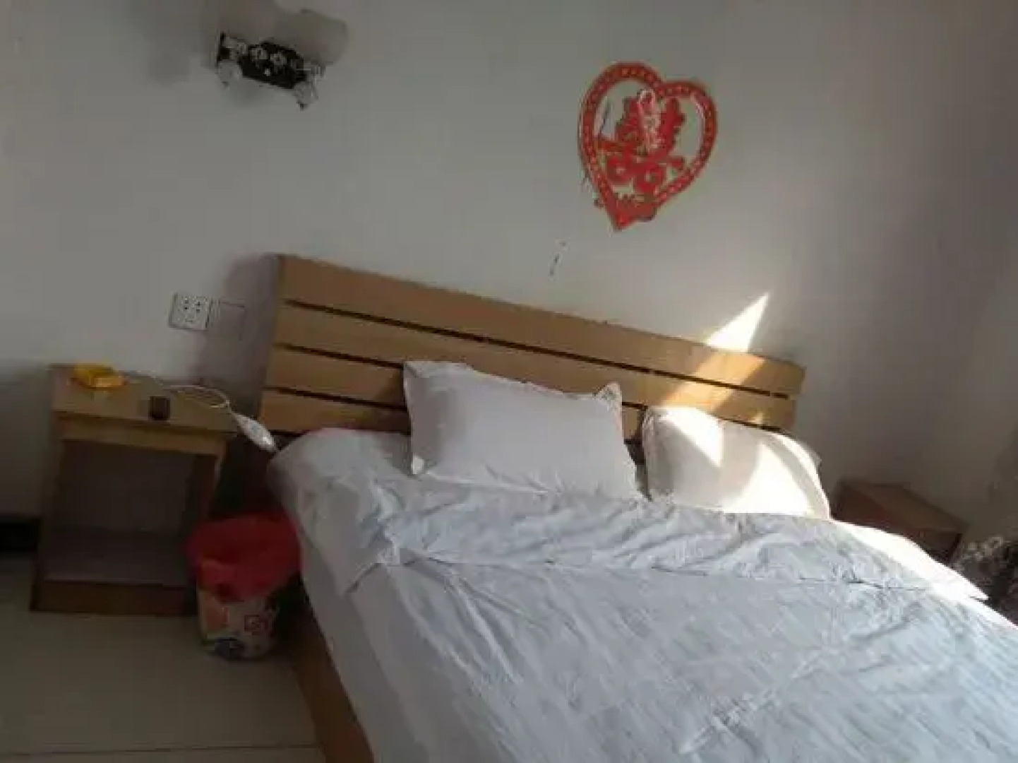 Shanxian Anjie Business Hotel