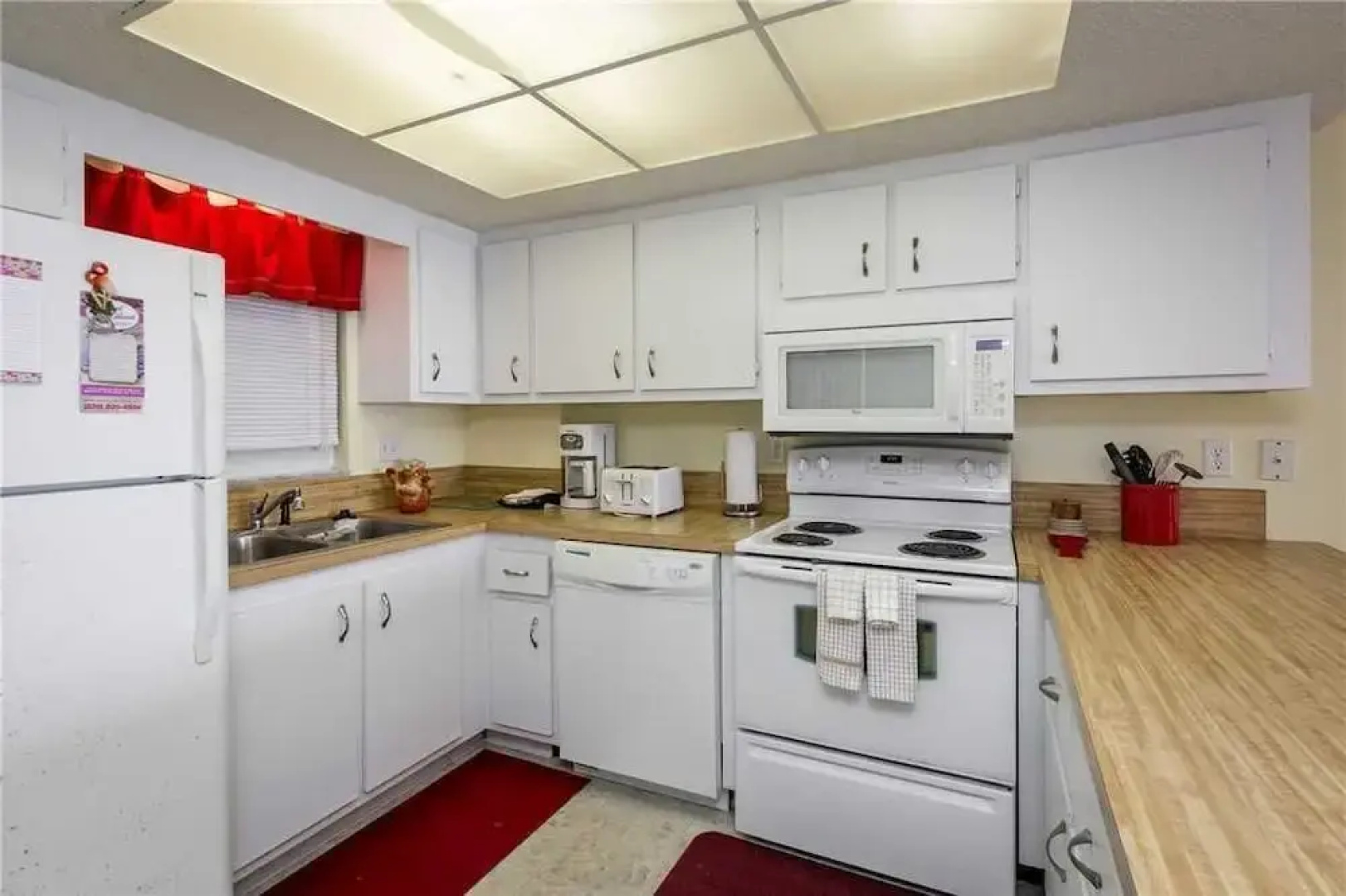 Strandview Tower 203