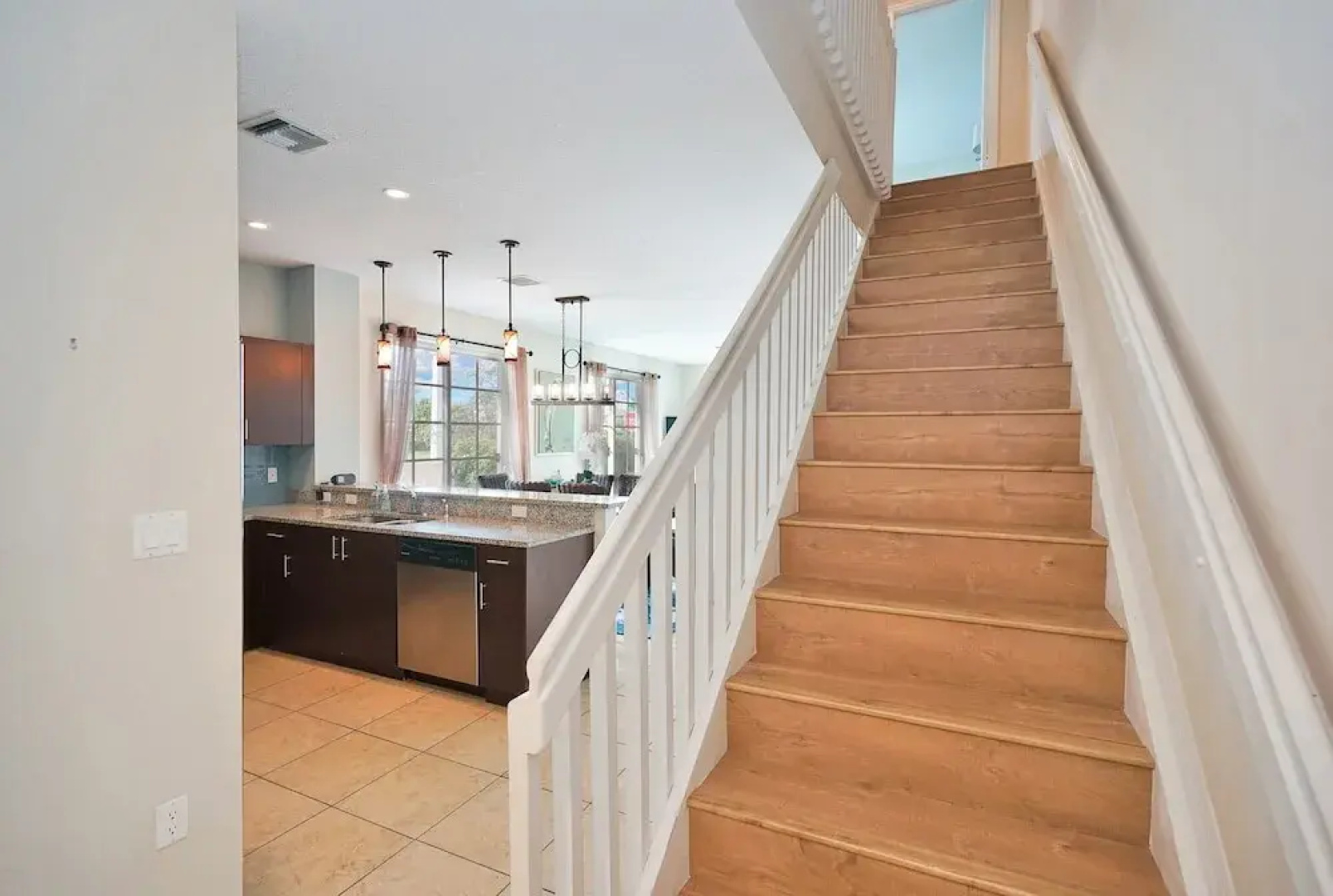 Affinity Santa Barbara - New Gated Townhome, Pool, Hot Tub