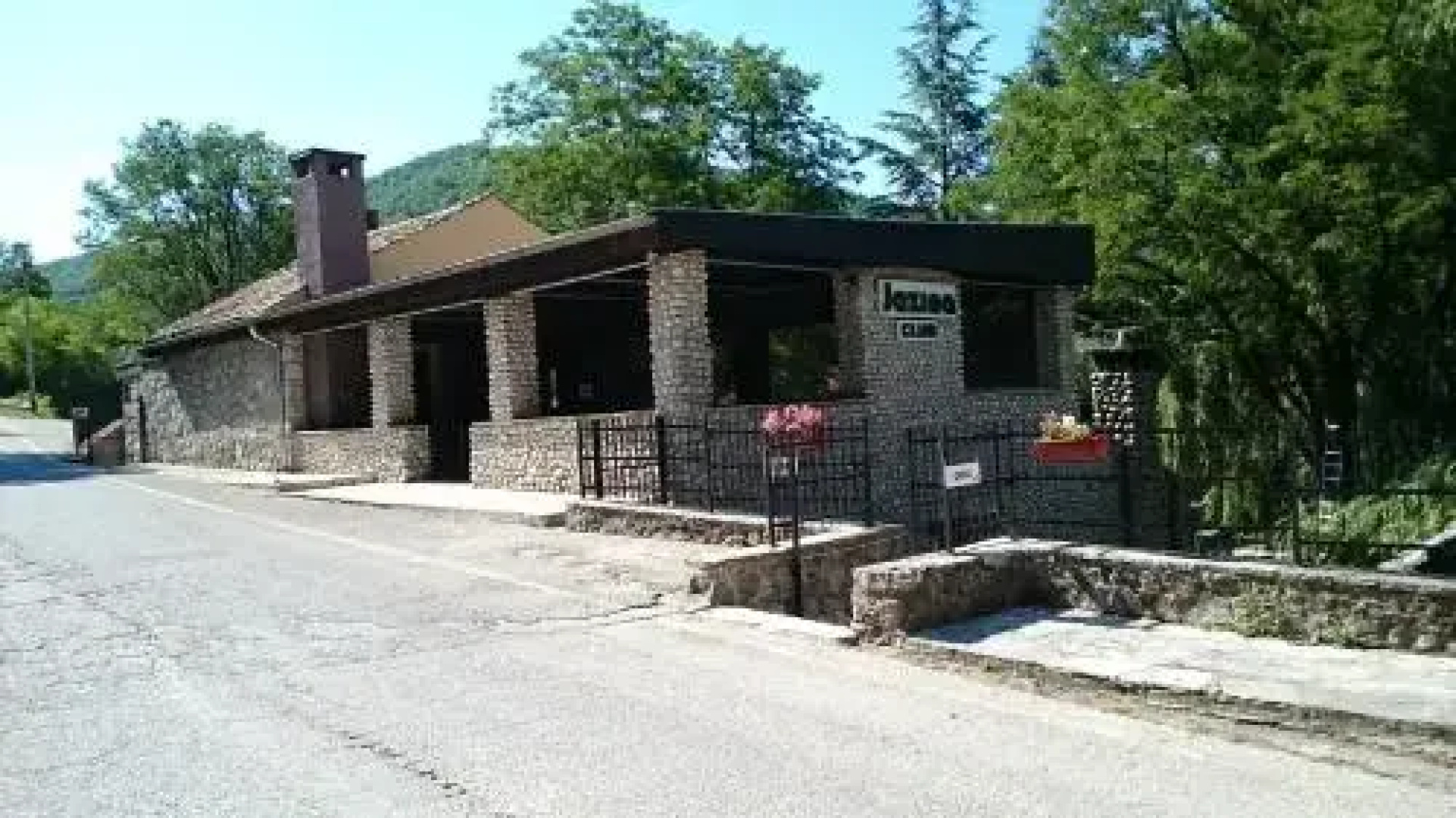 Jazina Club