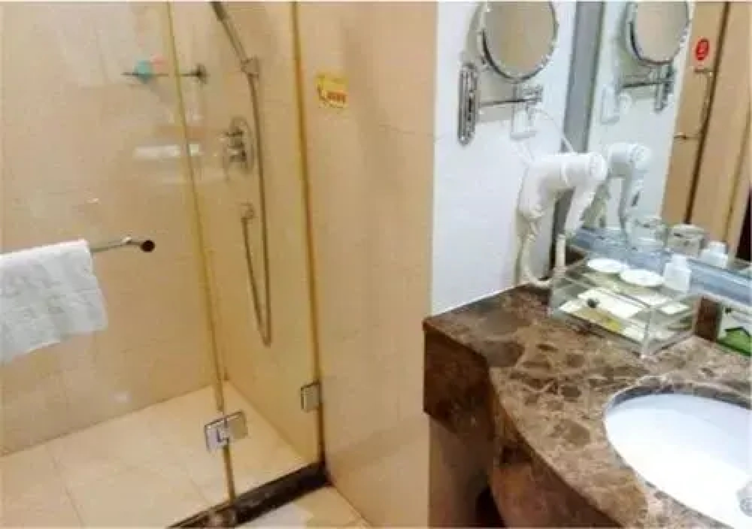 Yanbei Hotel