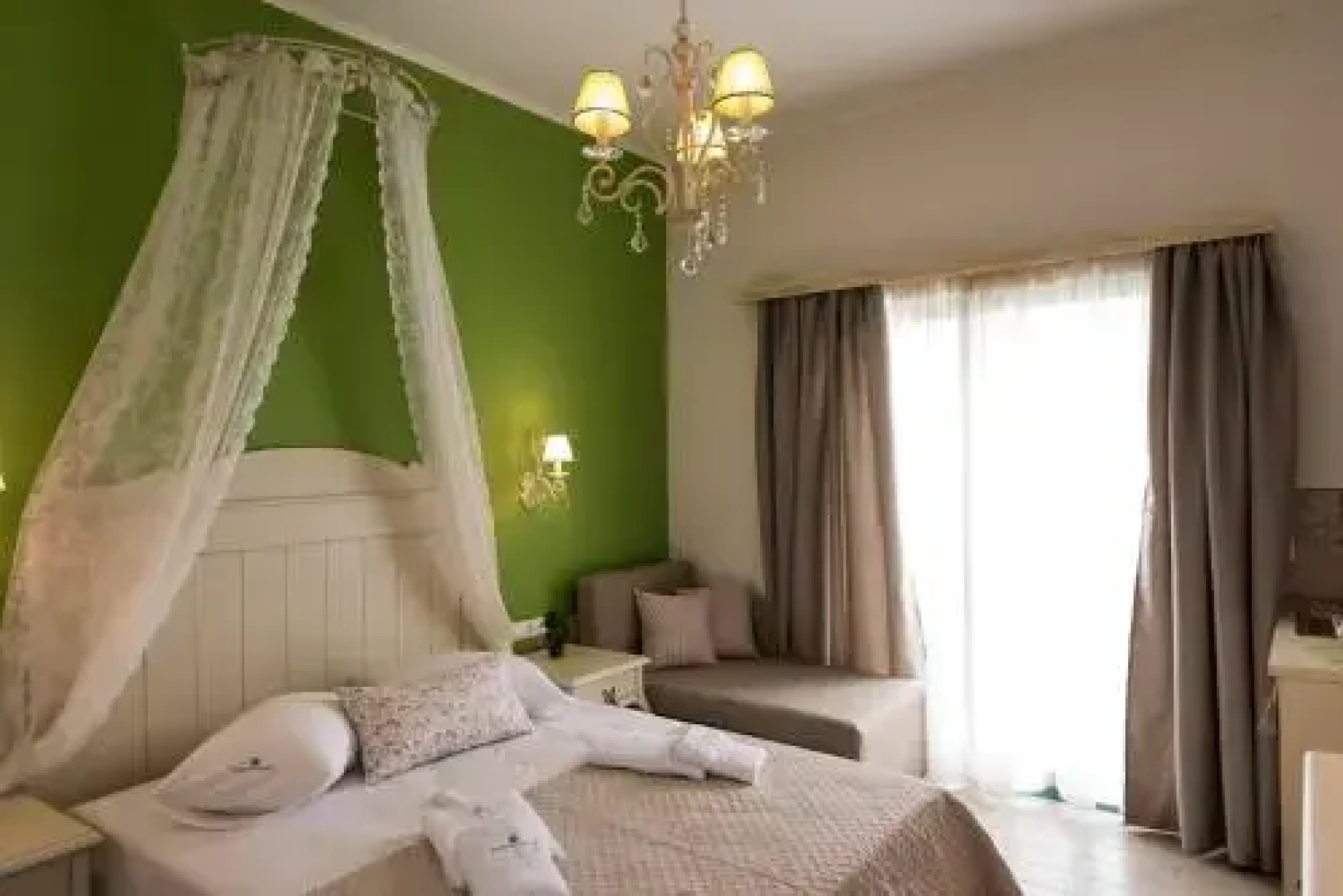 Villa Anthelion