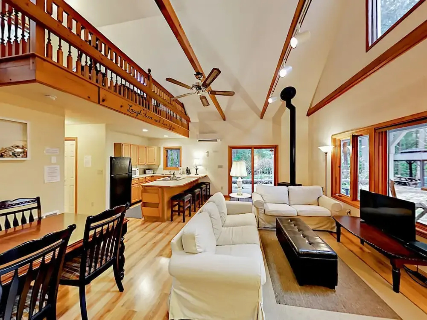 Mckenzie River Cottage Studio Bedroom 1 Bathroom Cottage
