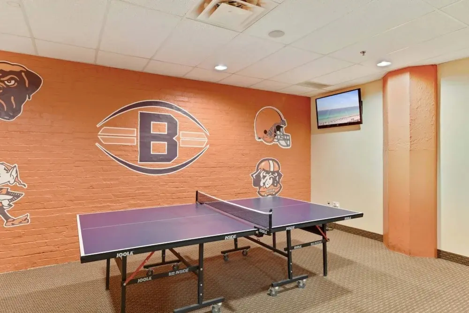 Global Luxury Suites in Downtown Cleveland