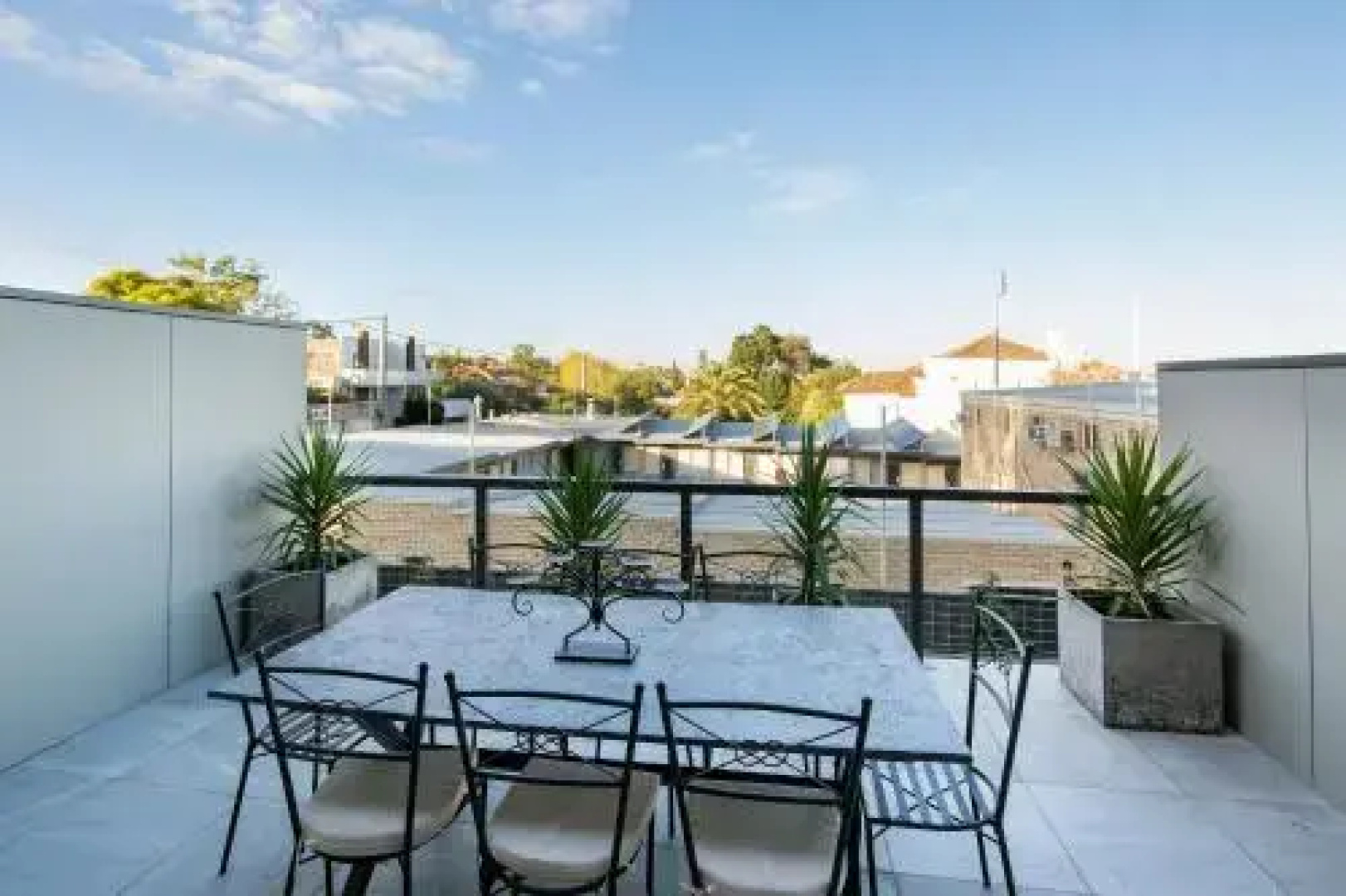 Arts on View CBD apartments