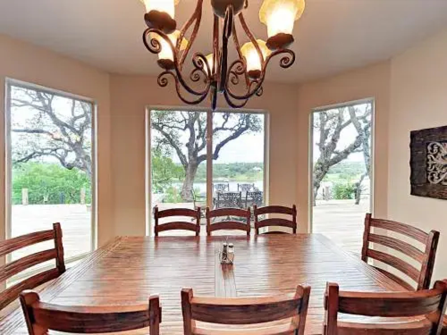 4BR 3BA Spicewood House with Impressive Views by RedAwning