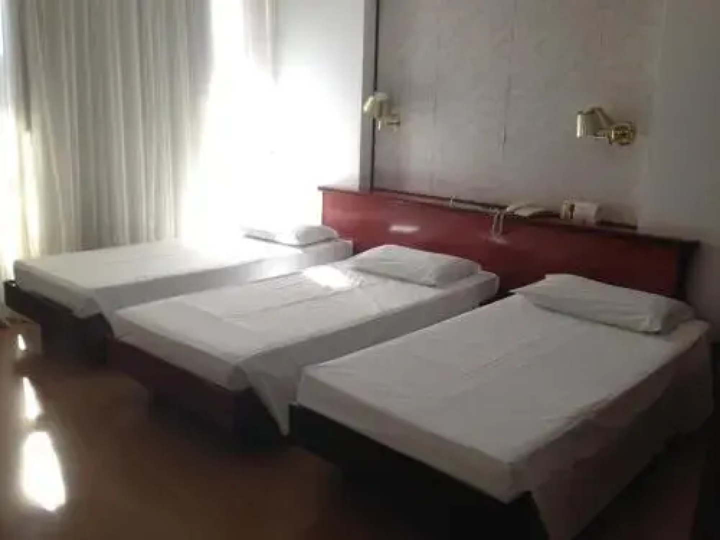 Ero's Apart Hotel
