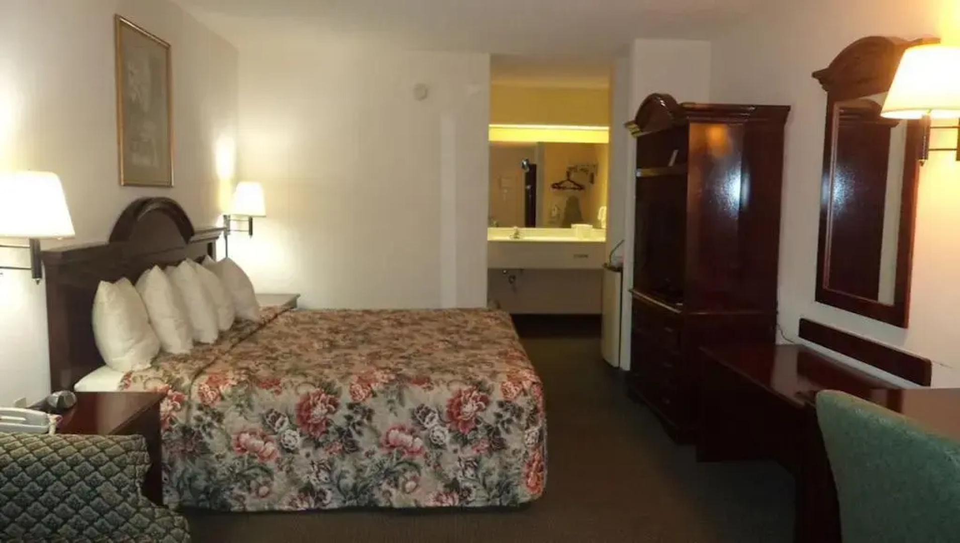AmeriVu Inn & Suites Siler City