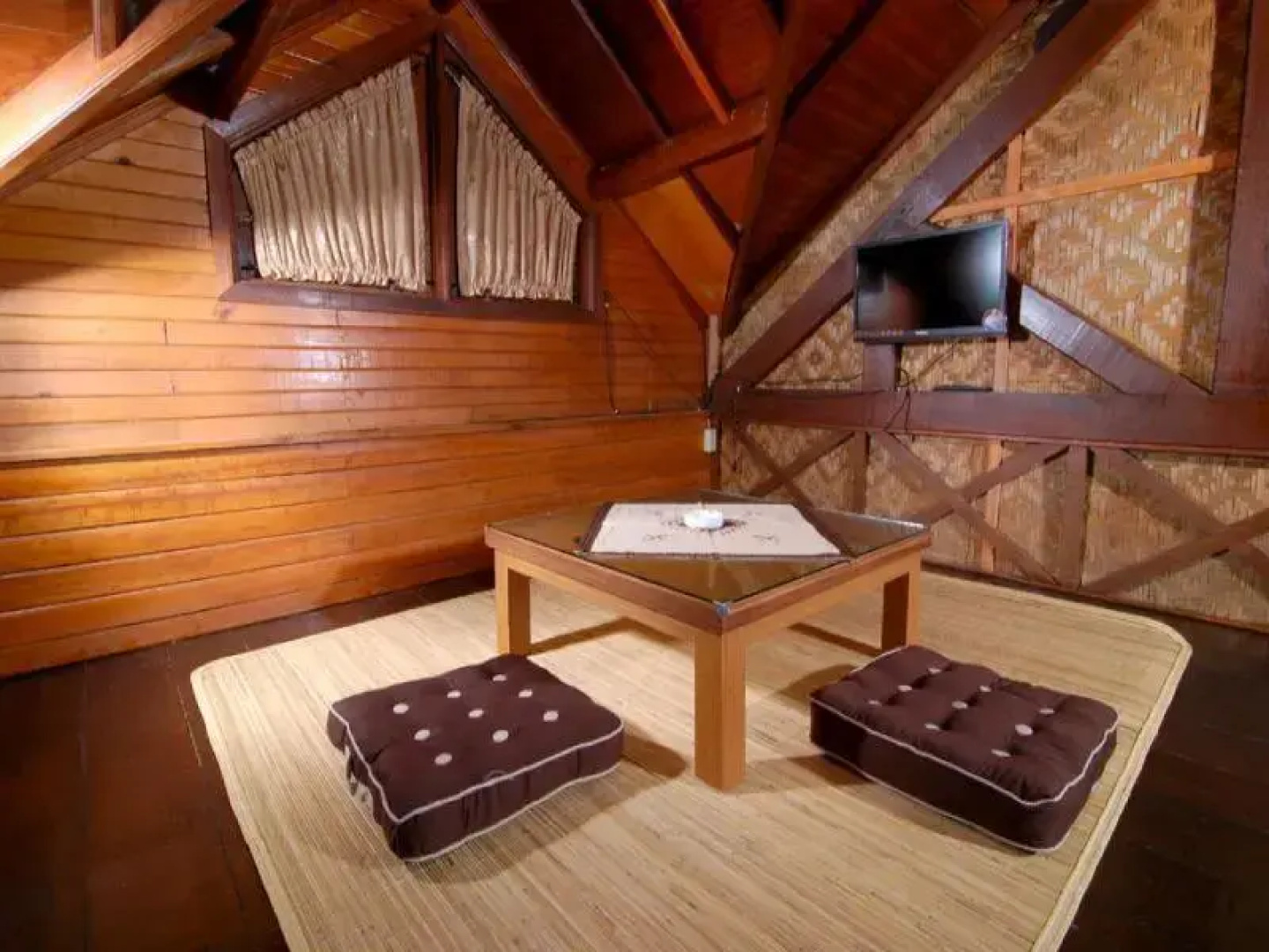 Villa ChavaMinerva Kayu - Ciater Highland Resort