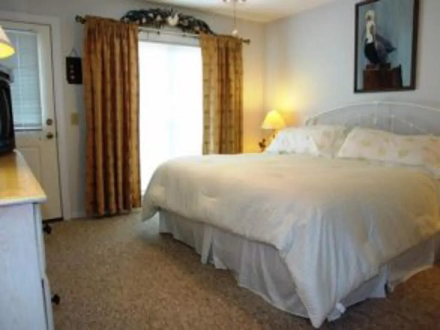 Mental Smiles 3 Bedroom Home by RedAwning