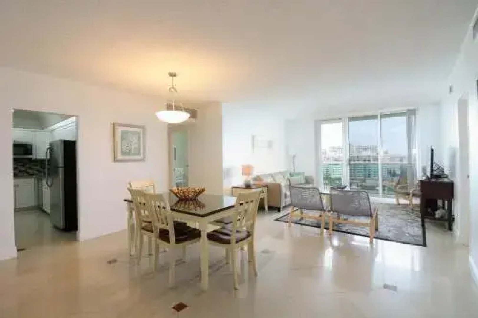 Beautiful Apartment On The Beach!