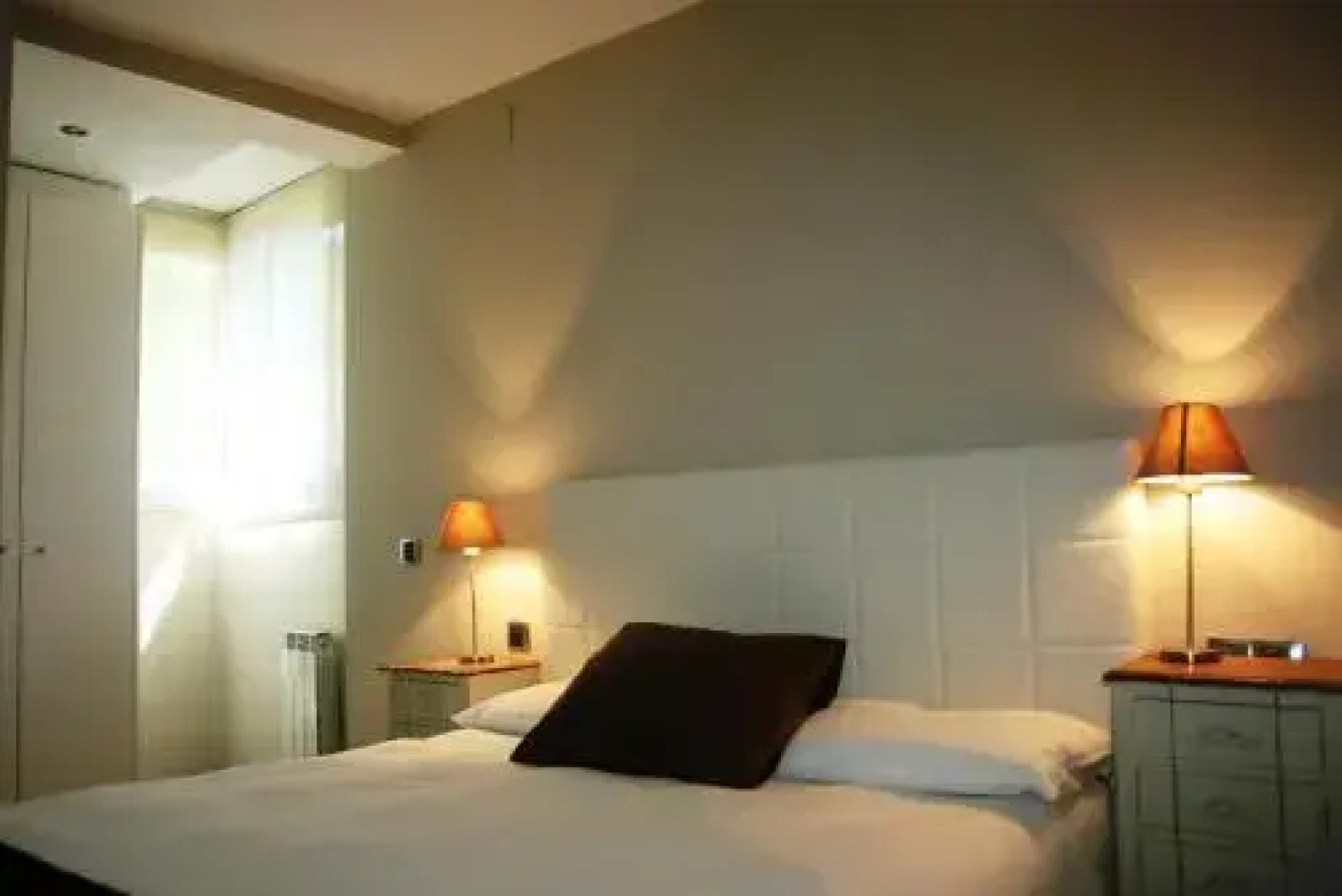 Montseny Suites & Apartments