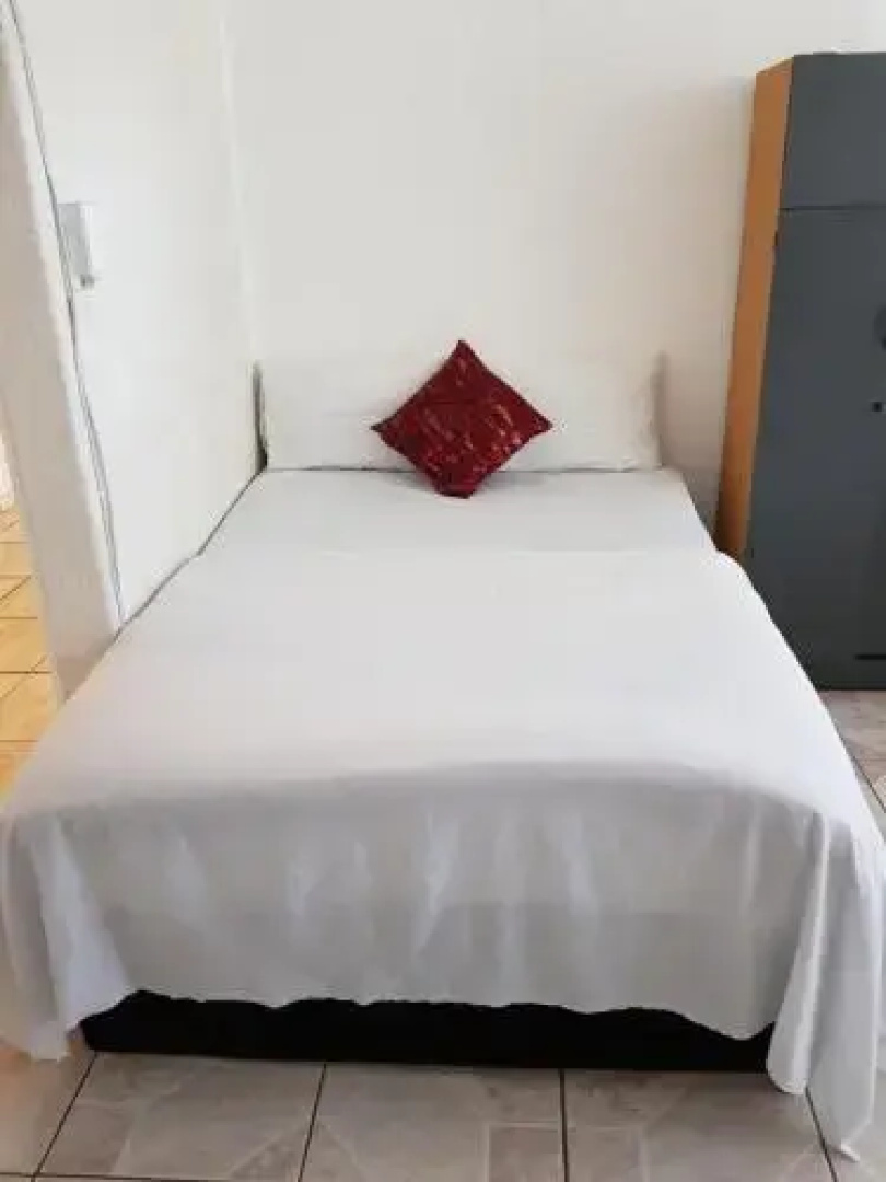 L-Pack Guesthouse